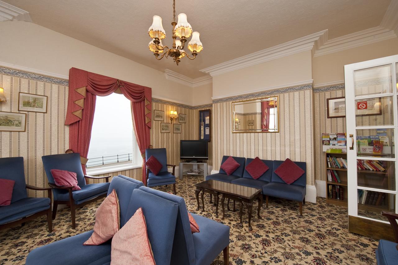 Boston Hotel Скарбъро Екстериор снимка