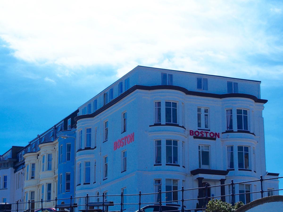 Boston Hotel Скарбъро Екстериор снимка