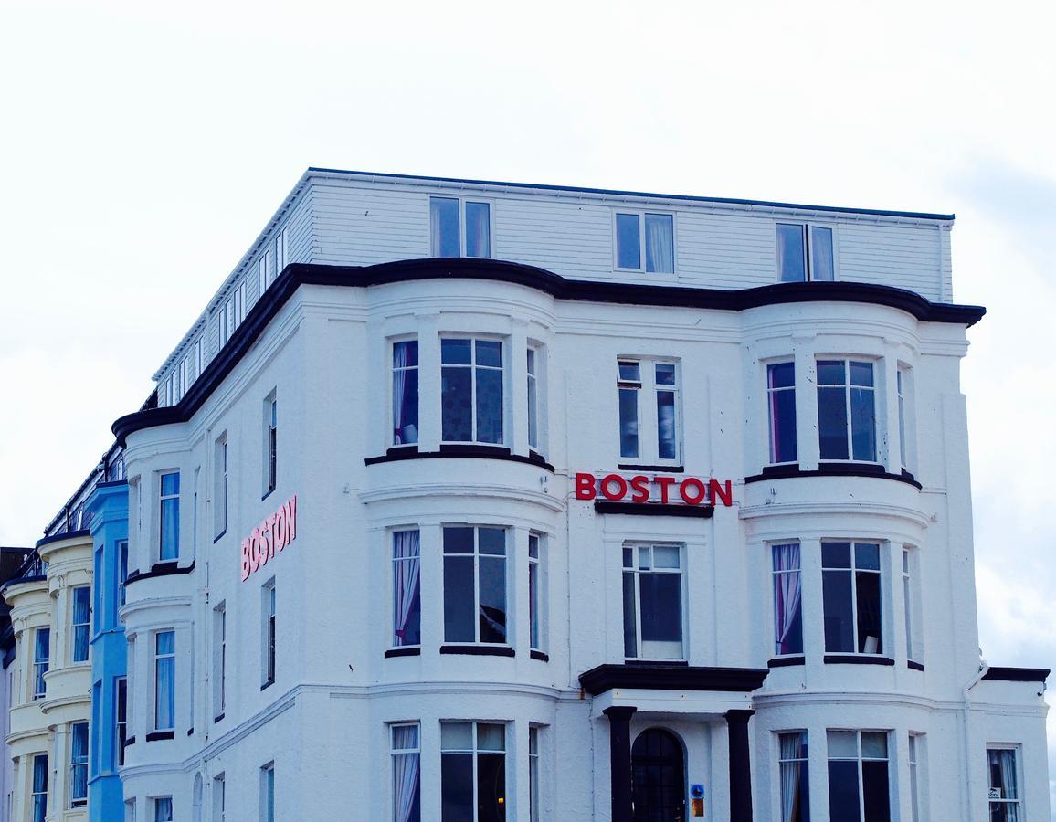 Boston Hotel Скарбъро Екстериор снимка